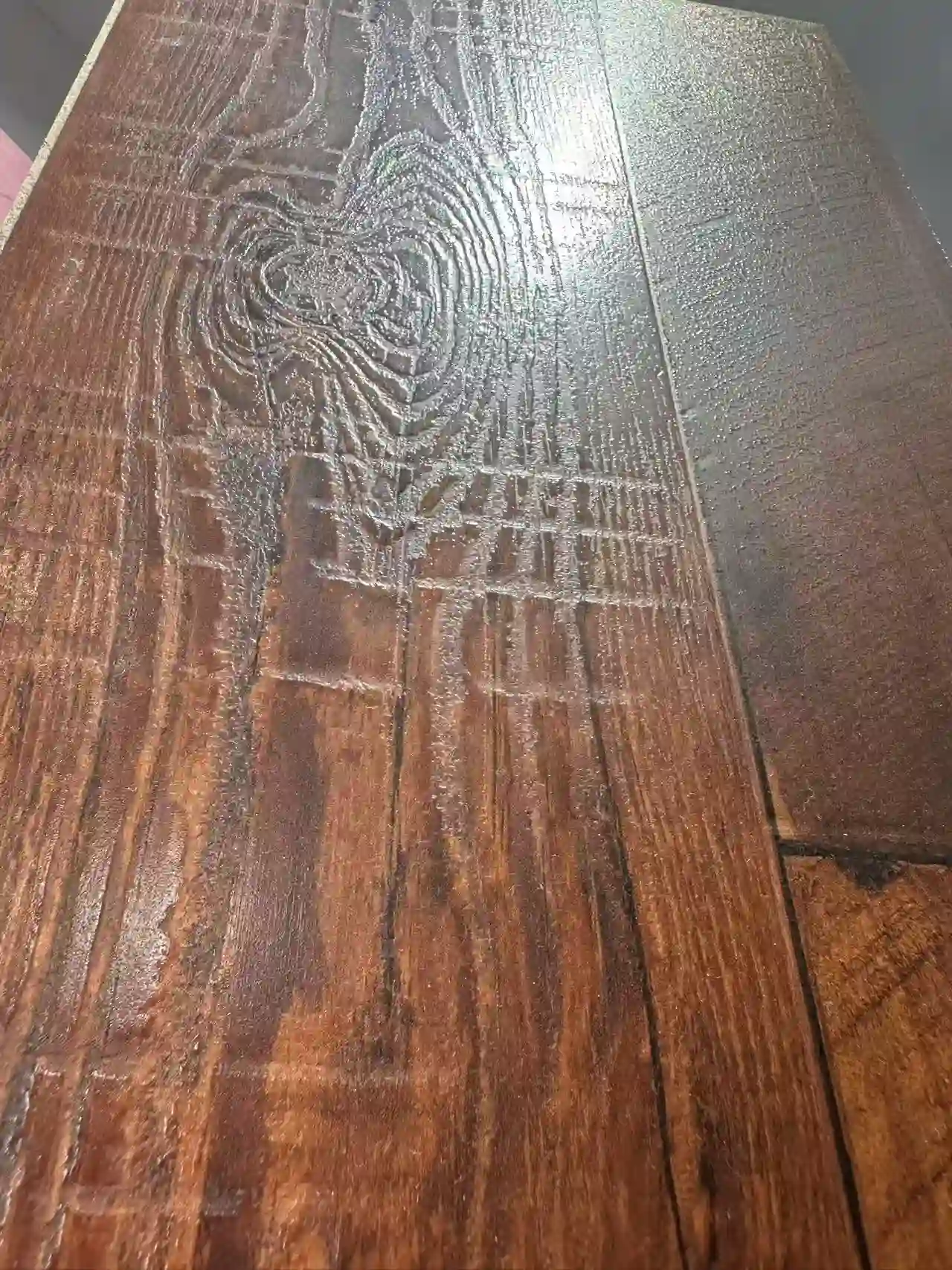 EIR Laminate Flooring Oak1
