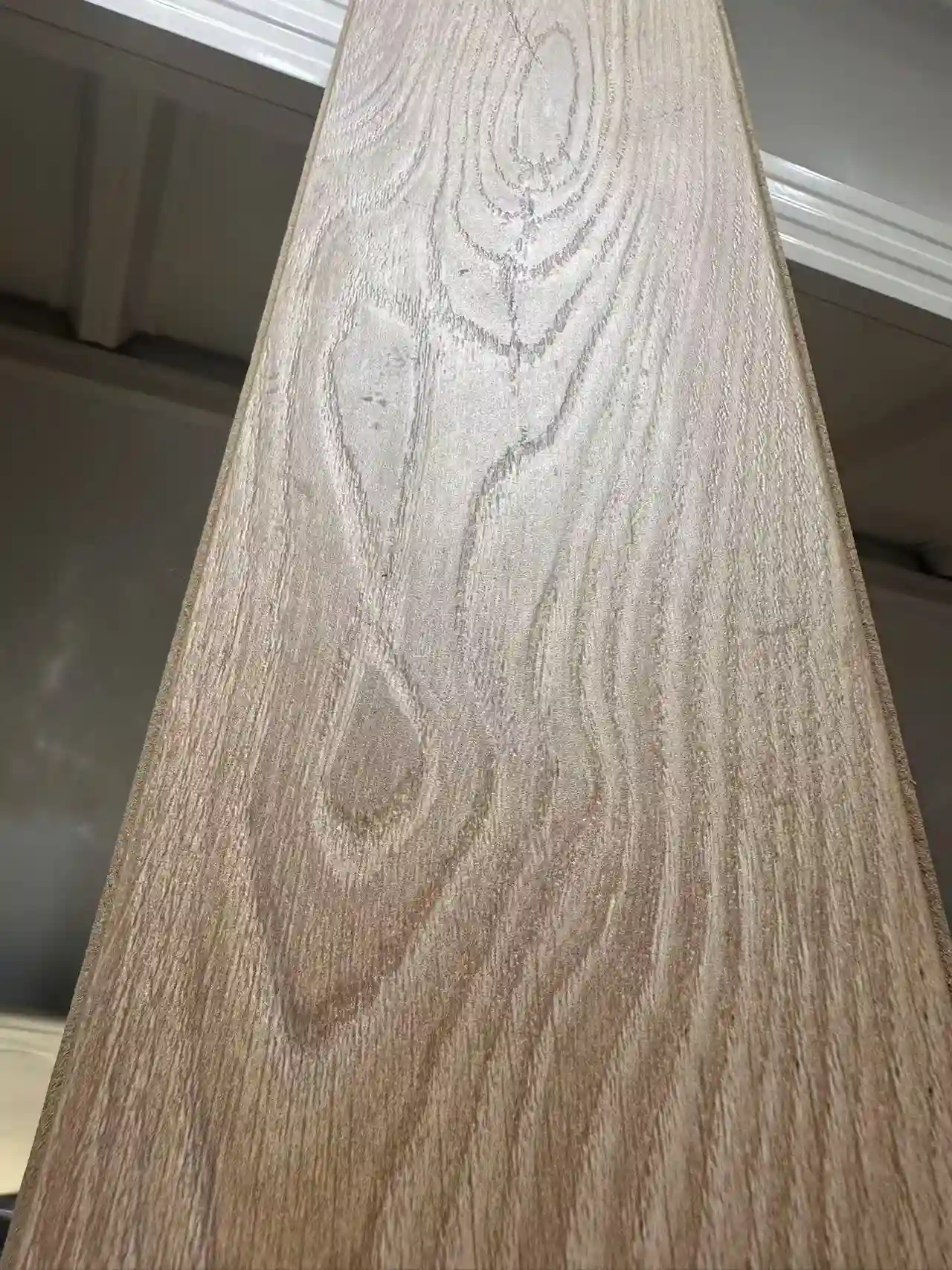 EIR Laminate Flooring Oak3