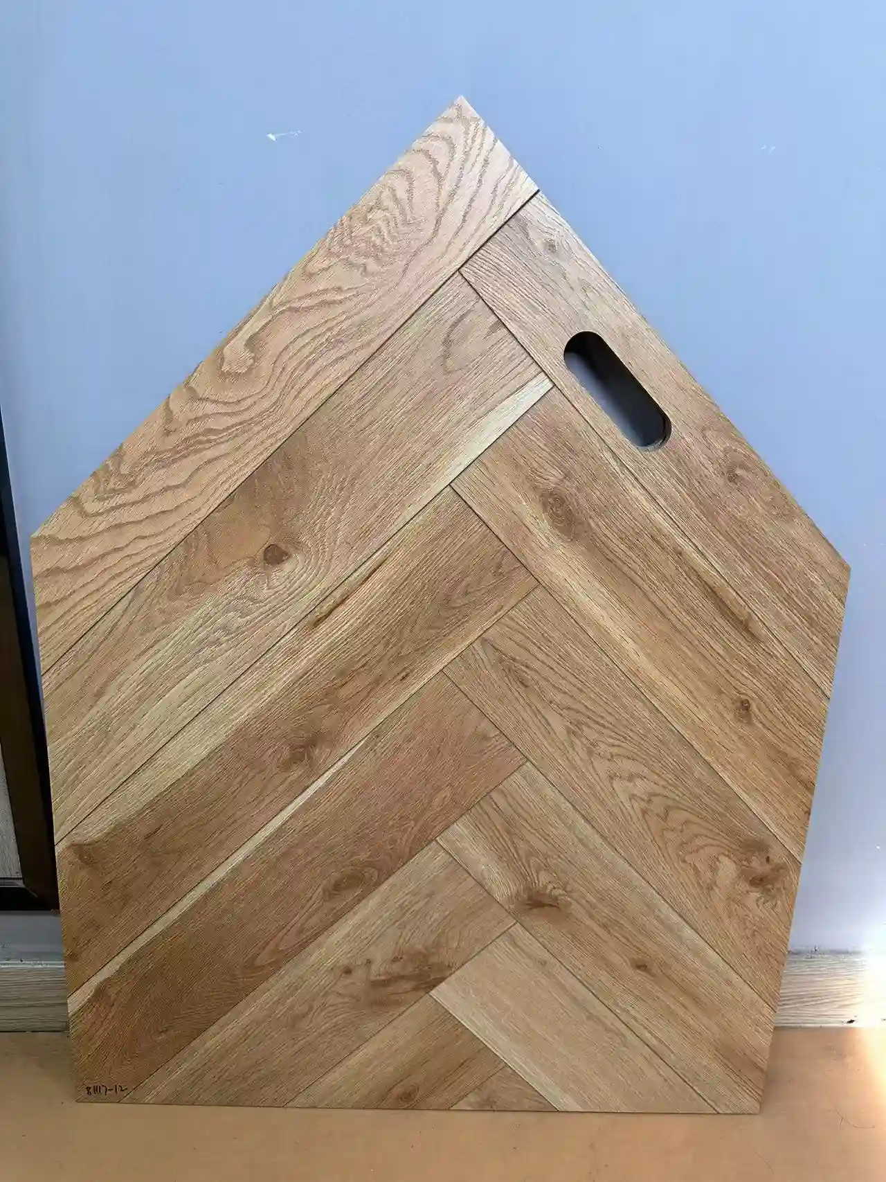 EIR laminate flooring 8mm1