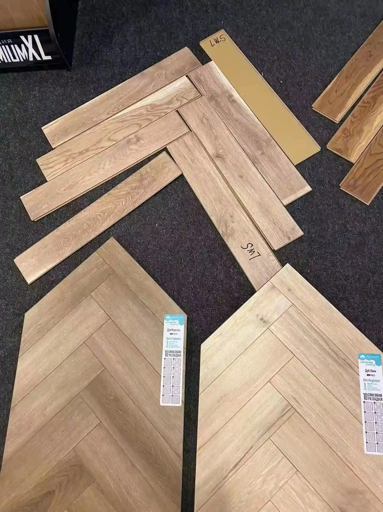 Good quality mport Oak cheap laminate flooring 10mm v groove beech oak dark grey