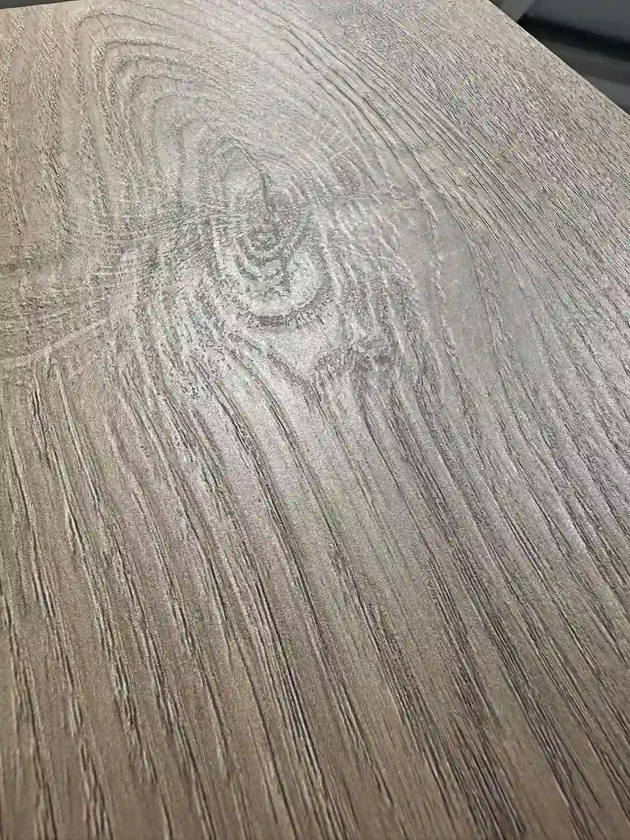 Laminate Flooring Embossed in Register